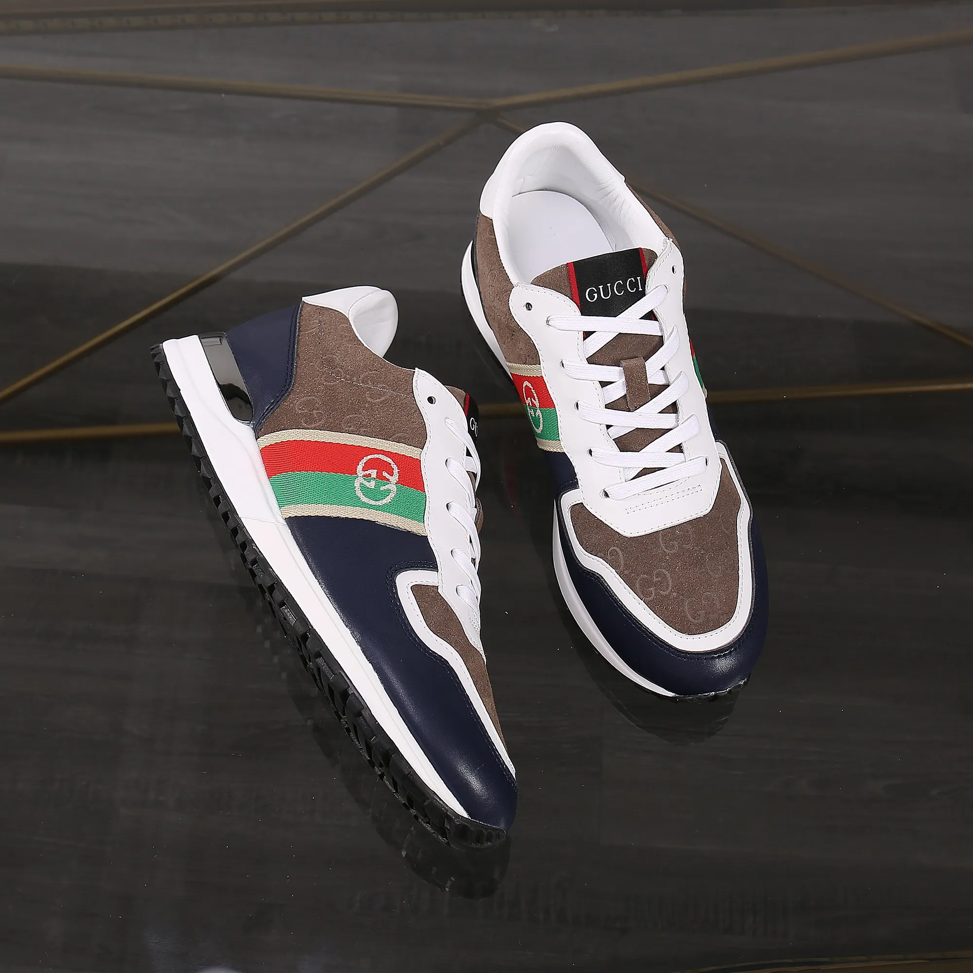 Factory price: 400💰The new spring model is here again! [Gucci Sports Men's Shoes] Gucci fashionable casual men's shoes🇨🇳Original 1:1 mold, new model debuts first💯Not high-profile but avant-garde, simple, low-key and fashionable, super versatile style🌿Made of original cowhide➕Sheepskin lining🎋The version is comfortable on the feet, first-class workmanship🍍Number: 38-44, customized 45